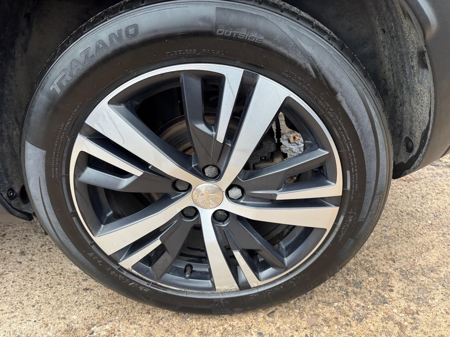 Used Peugeot 3008 2017 for sale - 76409331: Photo 36