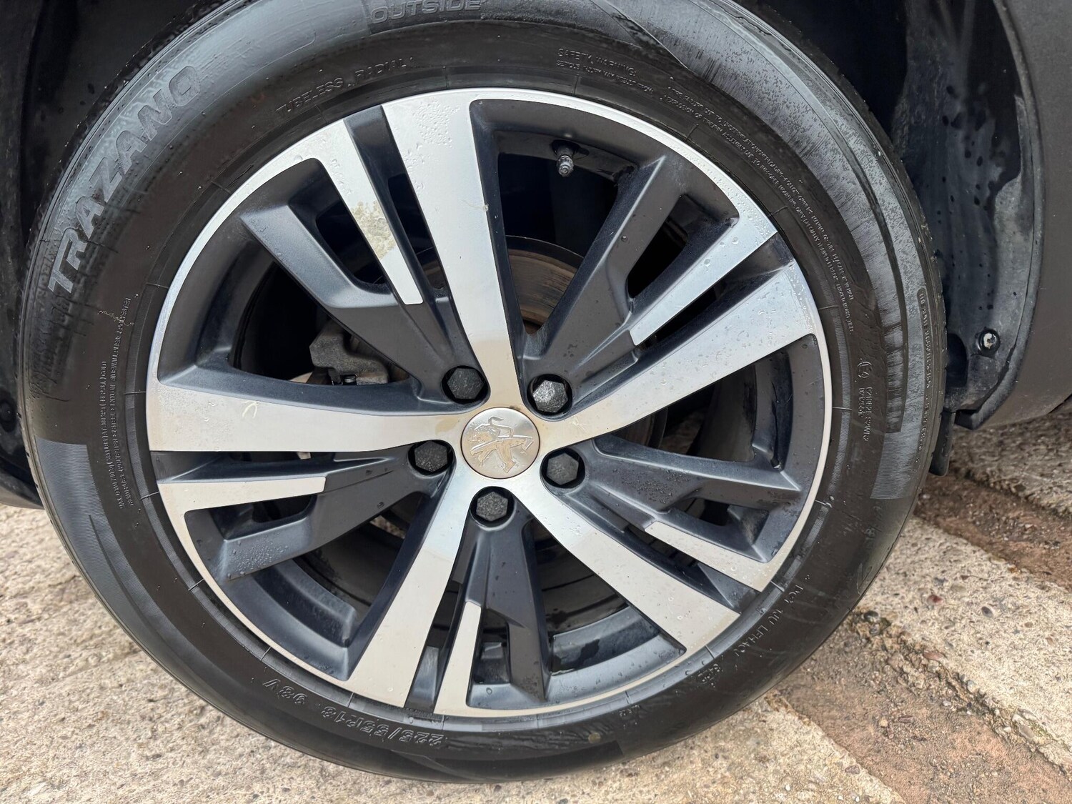 Used Peugeot 3008 2017 for sale - 76409331: Photo 37