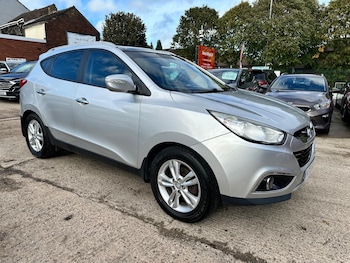 2013 (13) - 1.7 CRDi Premium 5dr 2WD