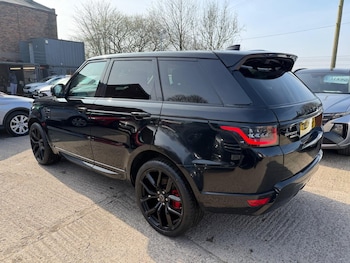Used Land Rover Range Rover Sport 2018 for sale - 79230527: Photo