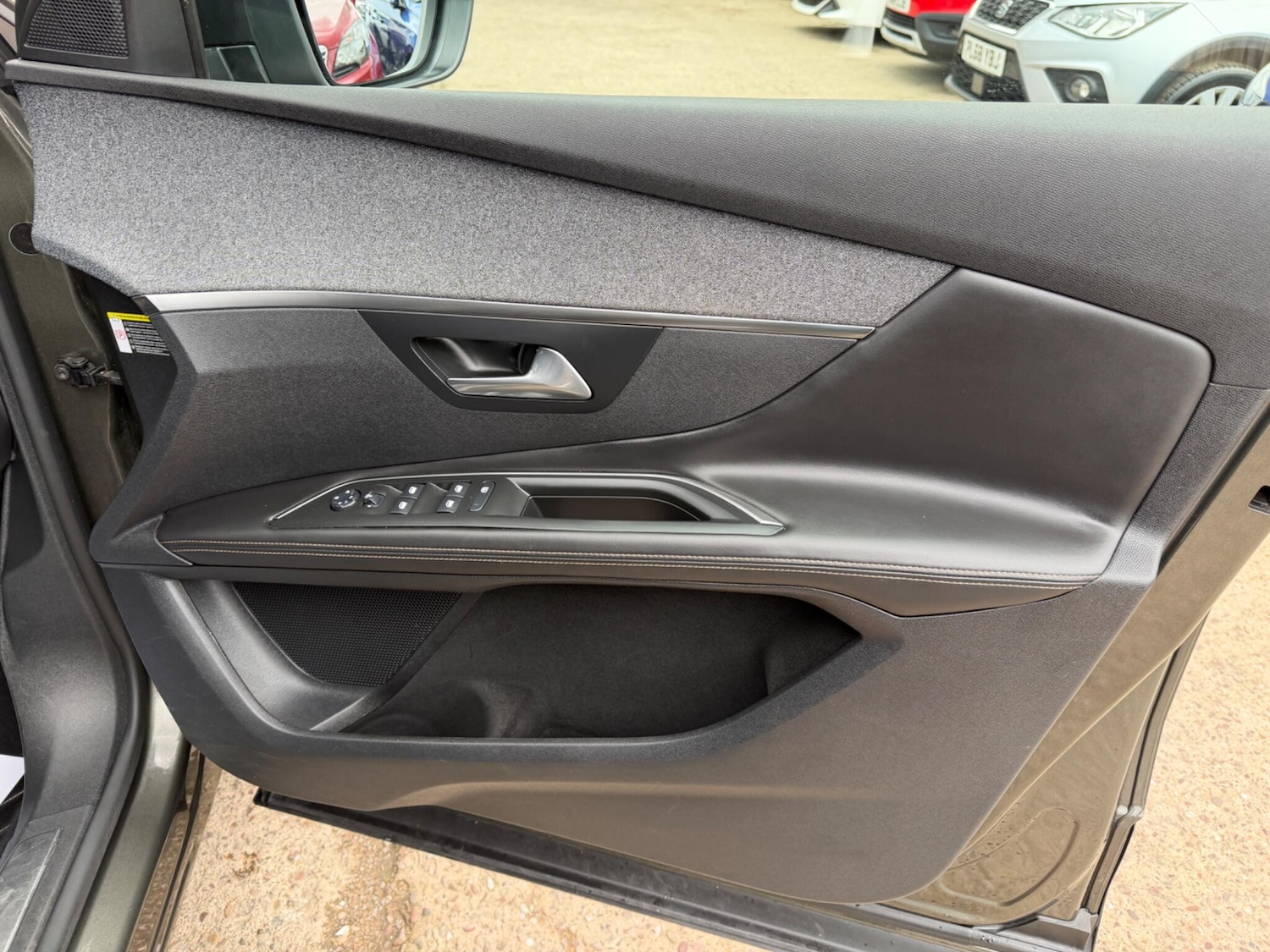 Used Peugeot 3008 2018 for sale - 78019683: Photo 26