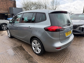 Used Vauxhall Zafira Tourer 2014 for sale - 77958389: Photo