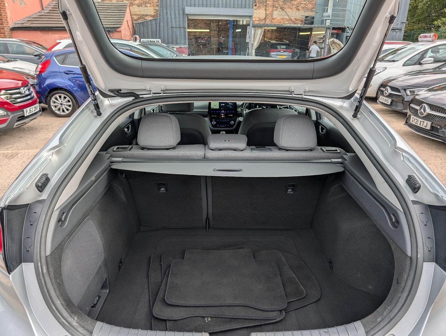 Vehicle 19