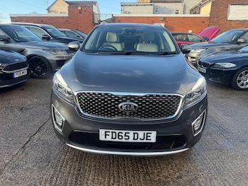 Used Kia Sorento 2015 for sale - 77203109: Photo