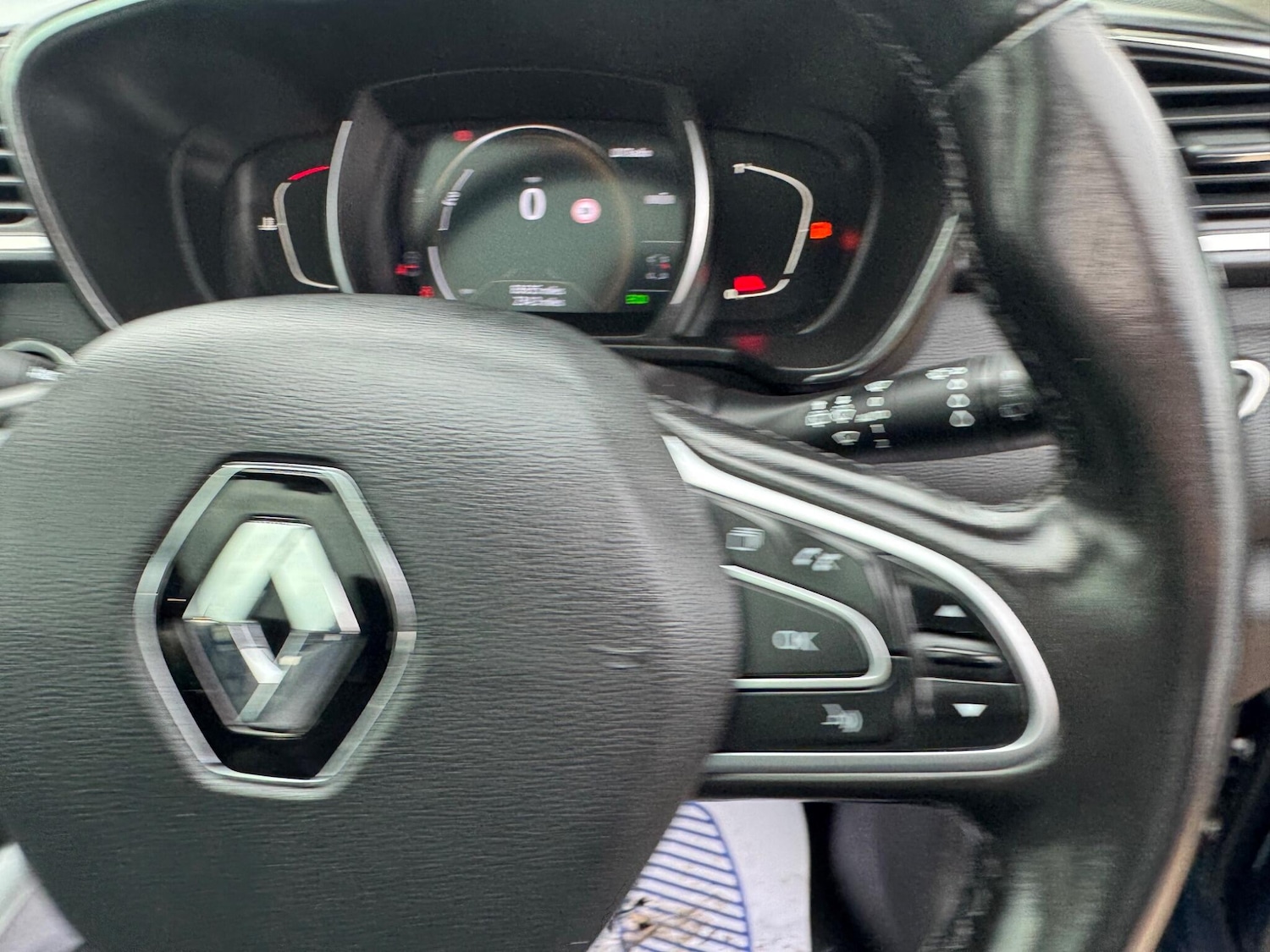 Used Renault Kadjar 2019 for sale - 77468360: Photo 17