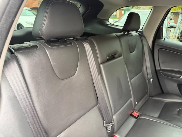 Used Volvo XC60 2016 for sale - 76227145: Photo 29