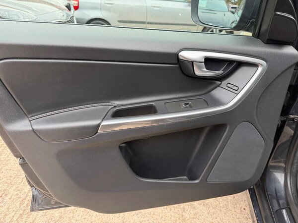 Used Volvo XC60 2016 for sale - 76227145: Photo 33