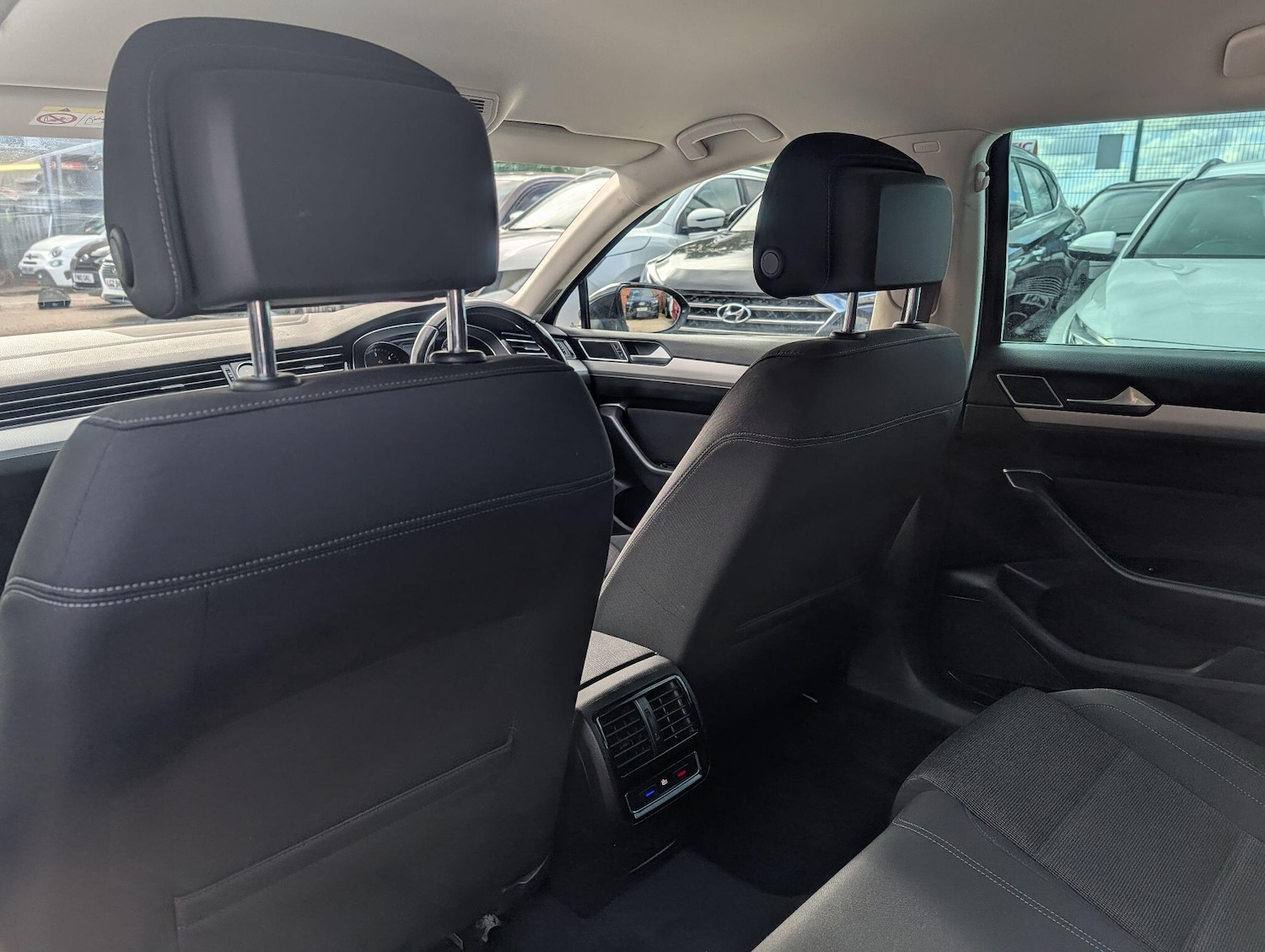 Used Volkswagen Passat 2019 for sale - 76042312: Photo 19