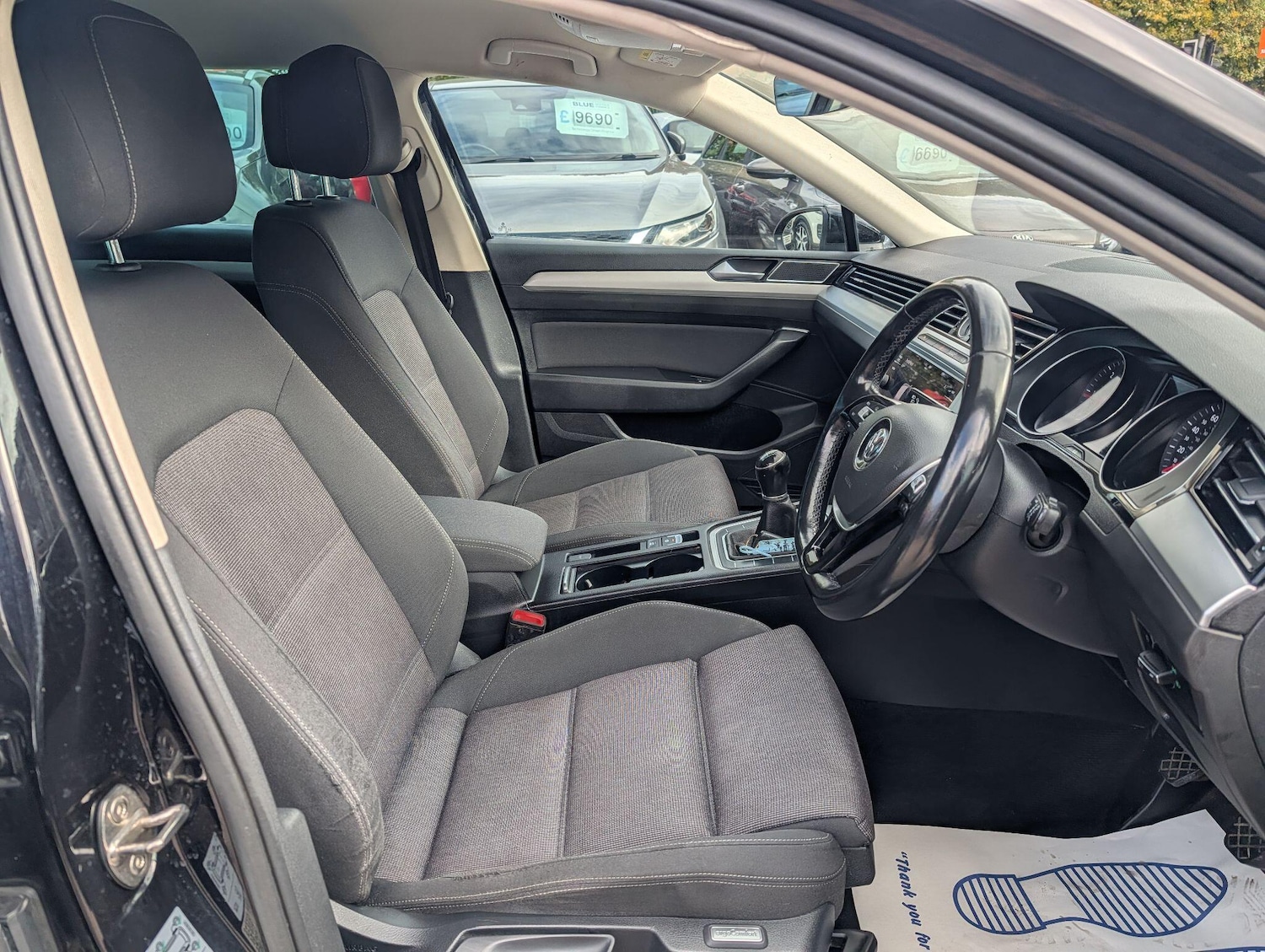 Used Volkswagen Passat 2019 for sale - 76042312: Photo 9