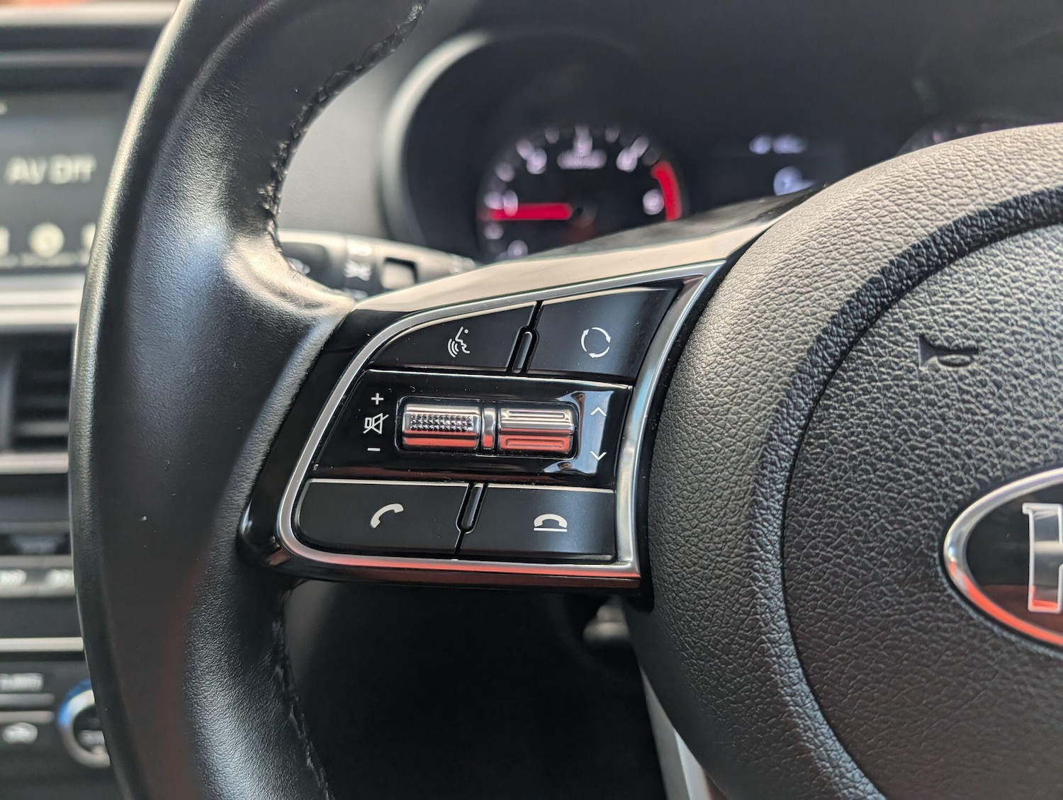 Used Kia Optima 2019 for sale - 76993201: Photo 16