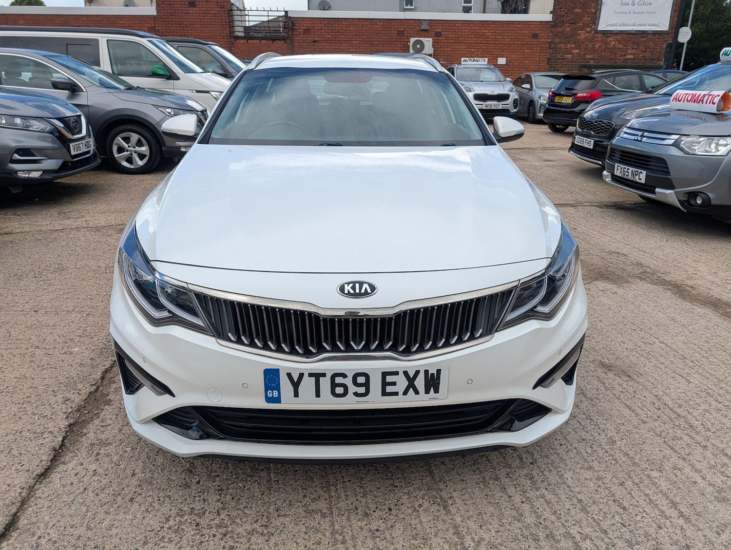 Used Kia Optima 2019 for sale - 76993201: Photo 2