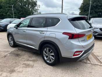 Used Hyundai Santa Fe 2019 for sale - 75103055: Photo
