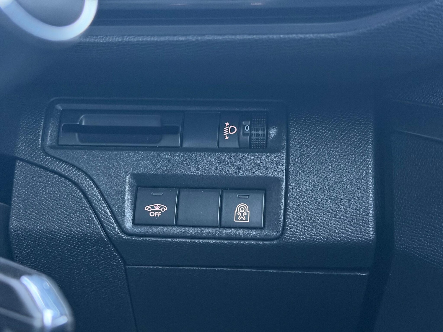 Used Peugeot 3008 2018 for sale - 76765918: Photo 28