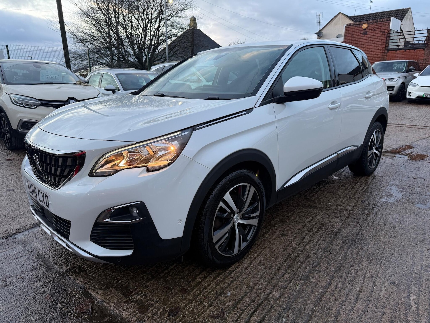 Used Peugeot 3008 2018 for sale - 76765918: Photo 3