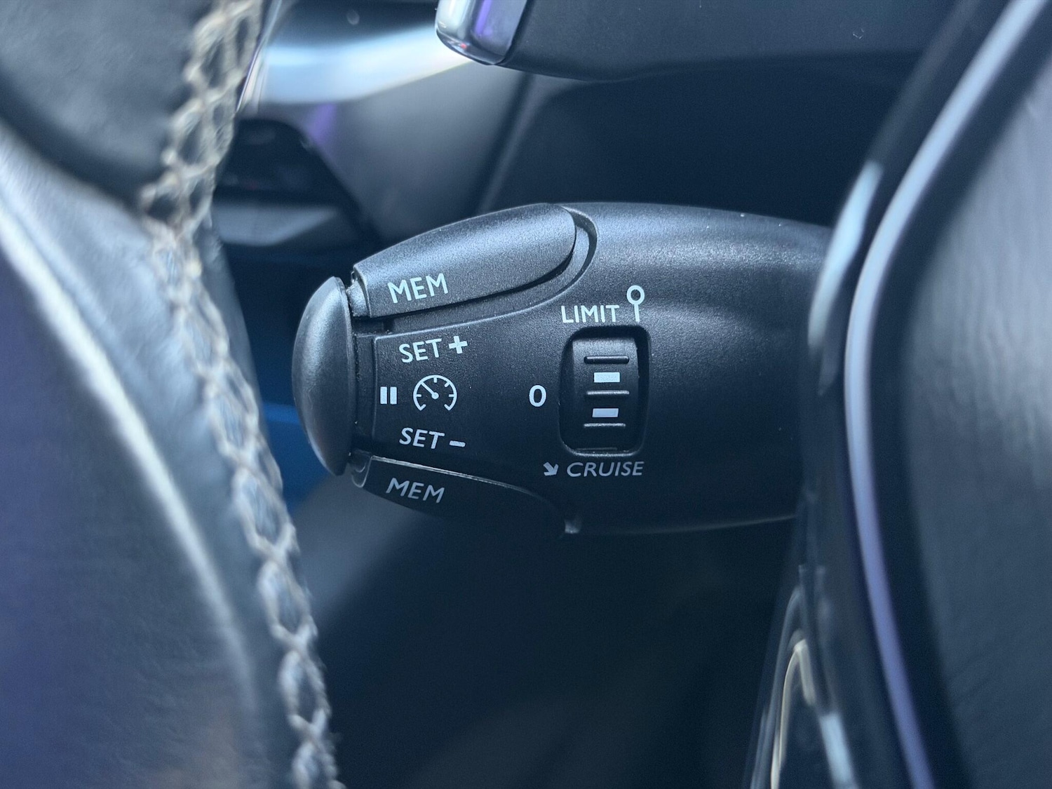 Used Peugeot 3008 2018 for sale - 76765918: Photo 34