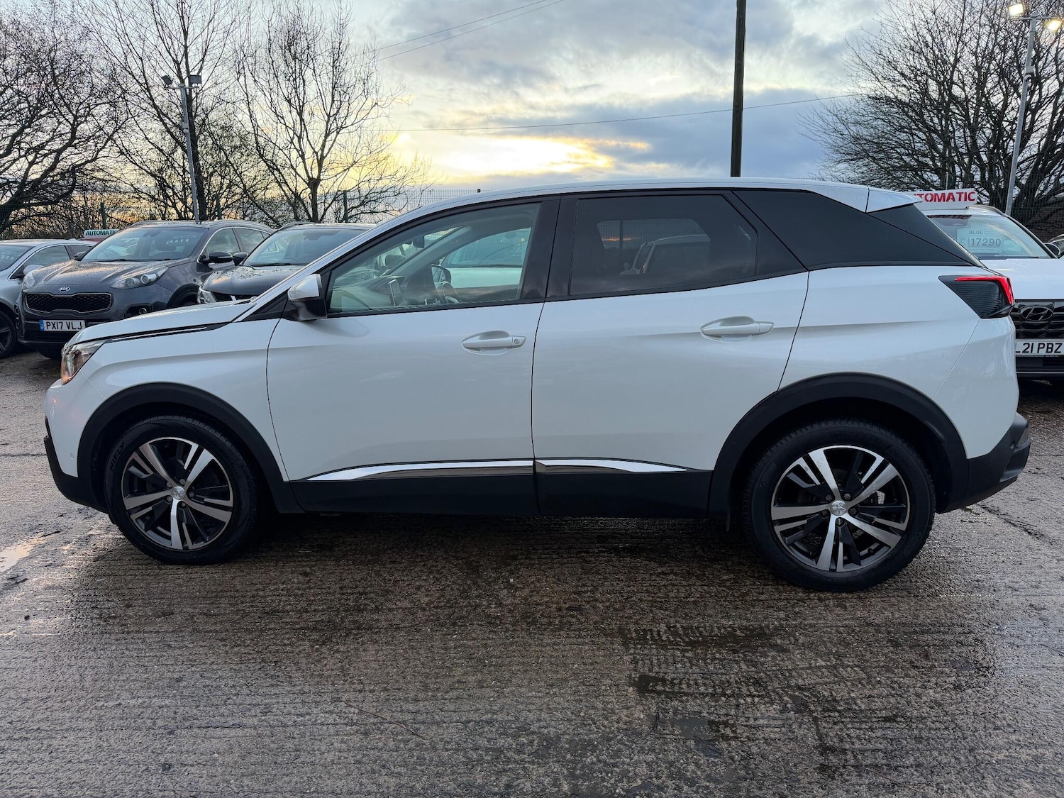 Used Peugeot 3008 2018 for sale - 76765918: Photo 4