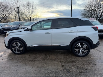 Used Peugeot 3008 2018 for sale - 76765918: Photo