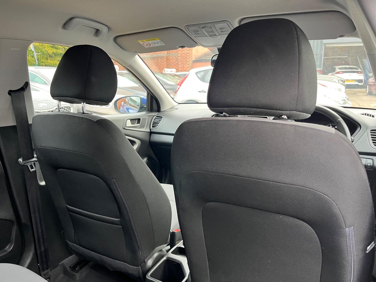 Used Hyundai i20 2018 for sale - 76136219: Photo 12