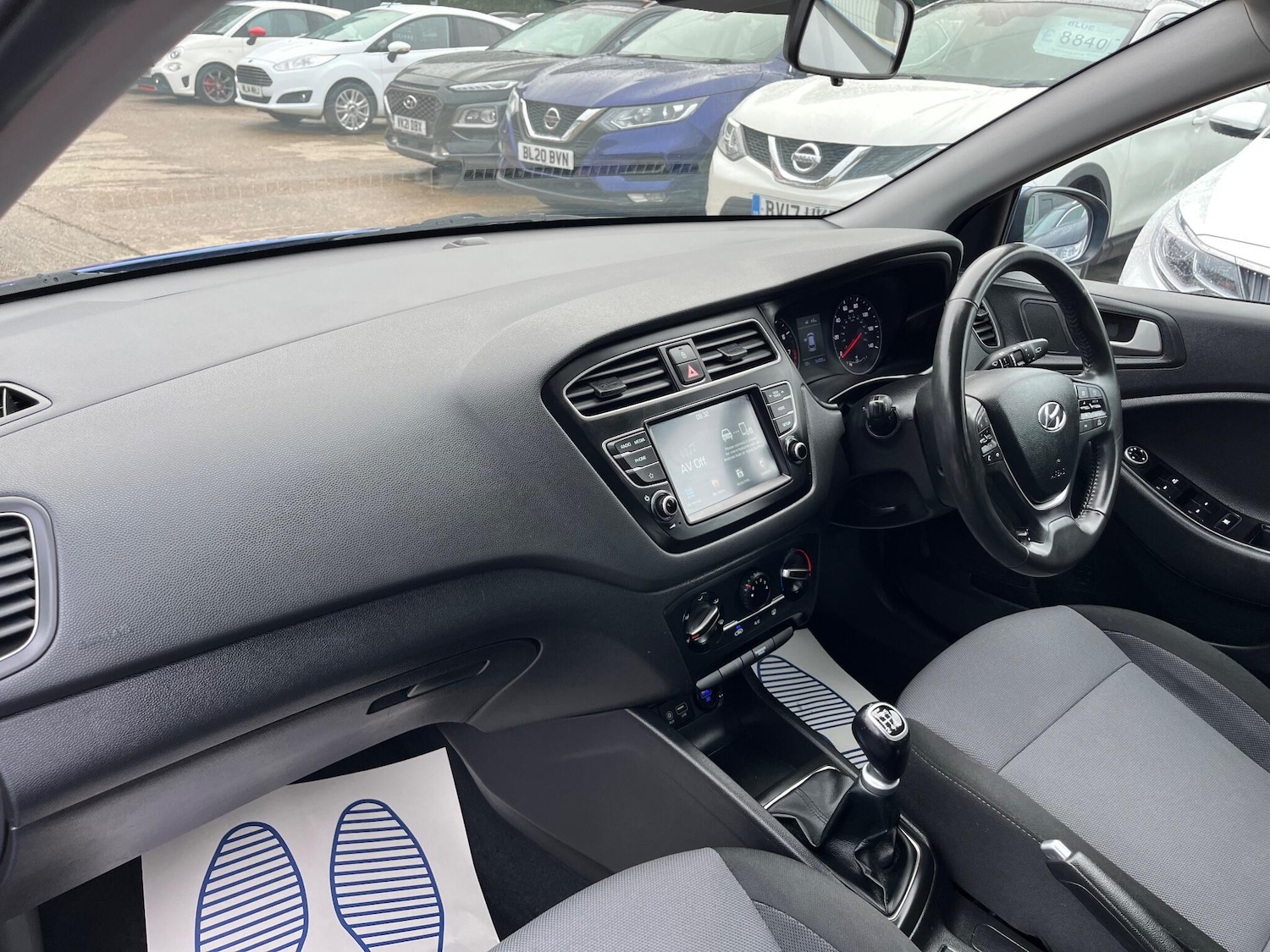 Used Hyundai i20 2018 for sale - 76136219: Photo 18