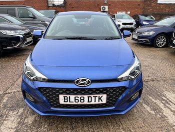 Used Hyundai i20 2018 for sale - 76136219: Photo 2