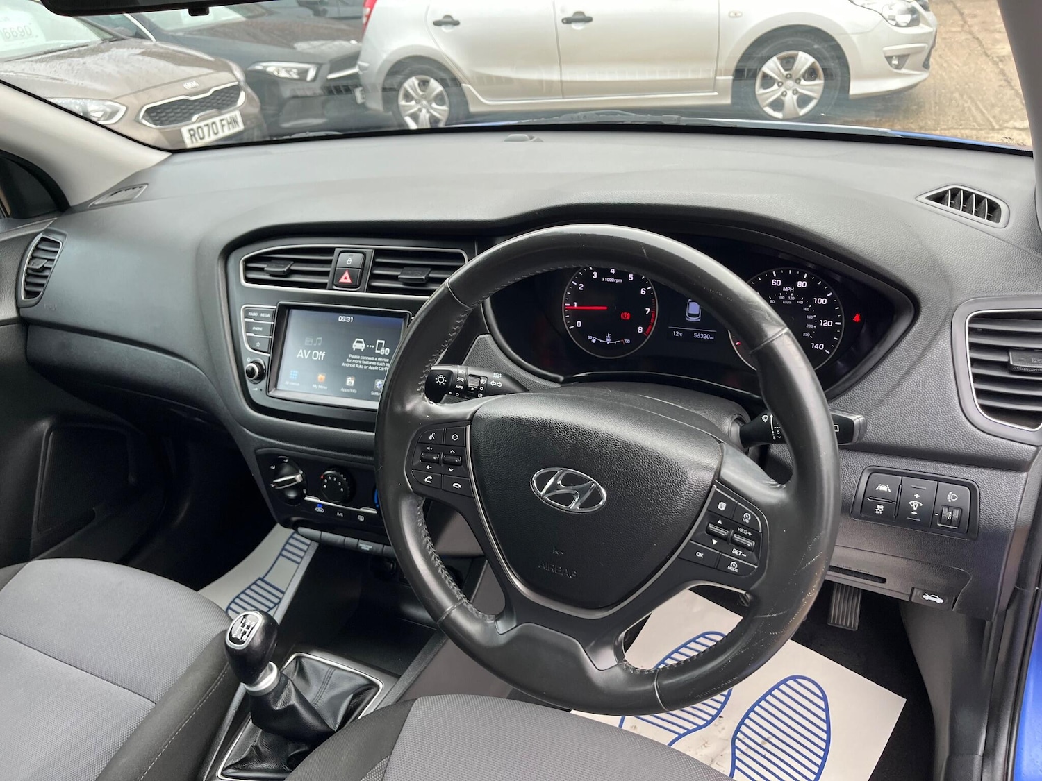 Used Hyundai i20 2018 for sale - 76136219: Photo 9