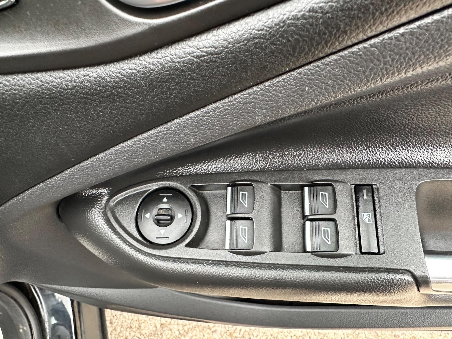 Used Ford Kuga 2015 for sale - 76306747: Photo 20