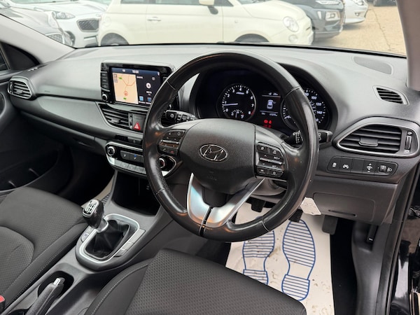 Used Hyundai i30 2017 for sale - 76227688: Photo 27