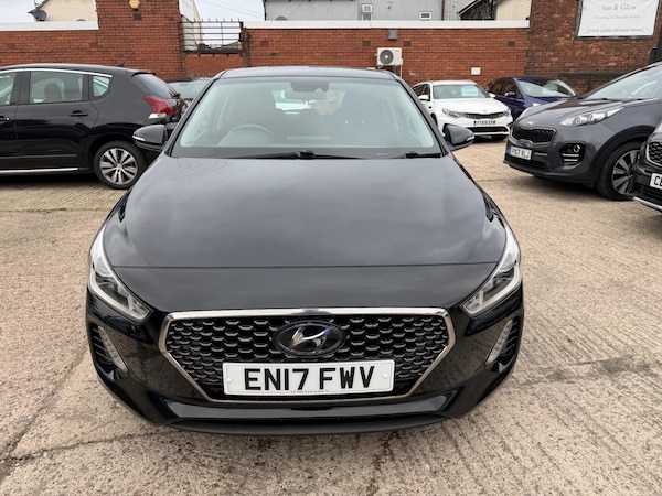 Used Hyundai i30 2017 for sale - 76227688: Photo 2