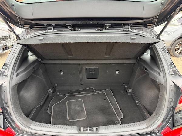 Used Hyundai i30 2017 for sale - 76227688: Photo 34