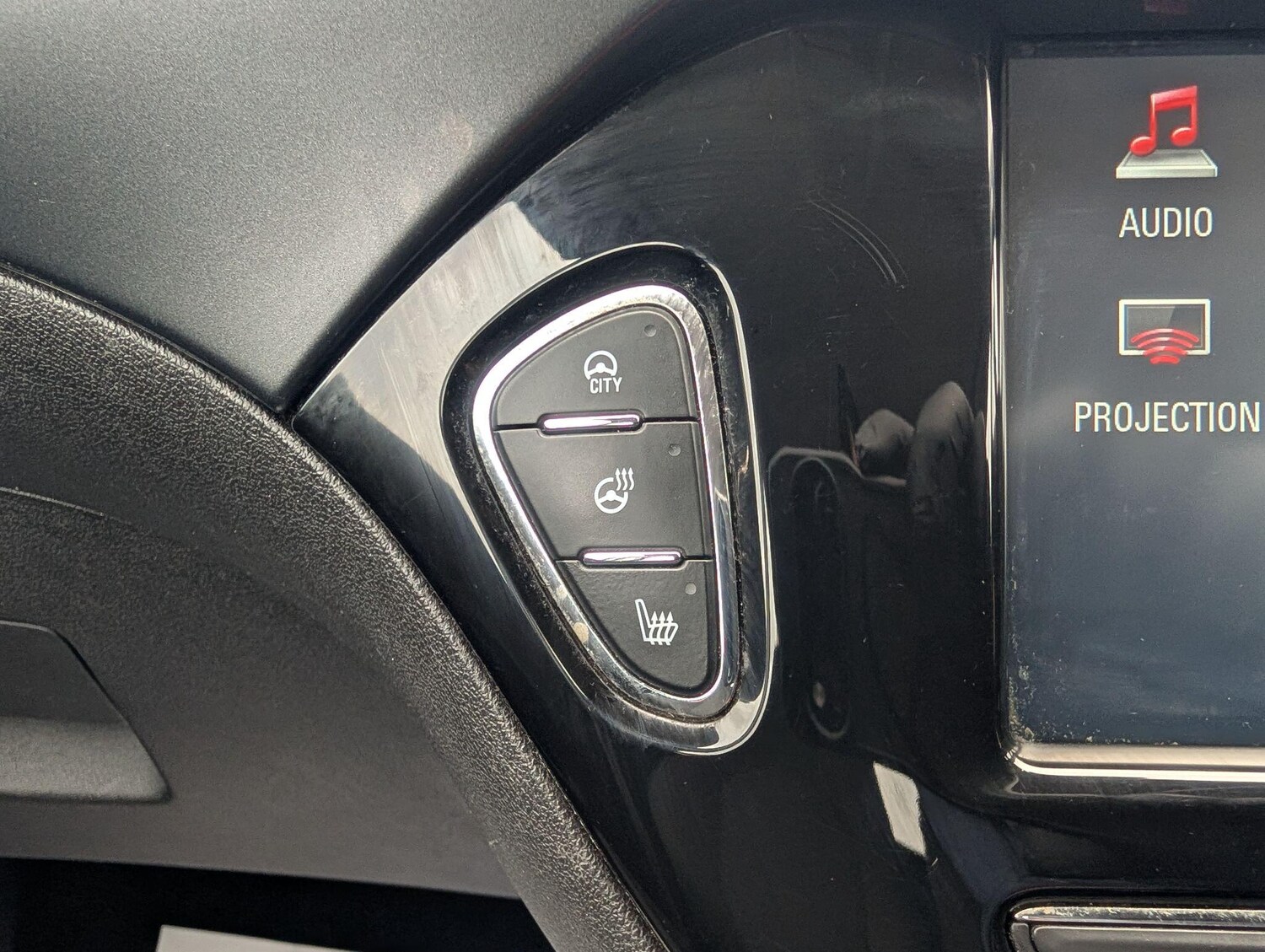 Used Vauxhall Corsa 2016 for sale - 75884659: Photo 32