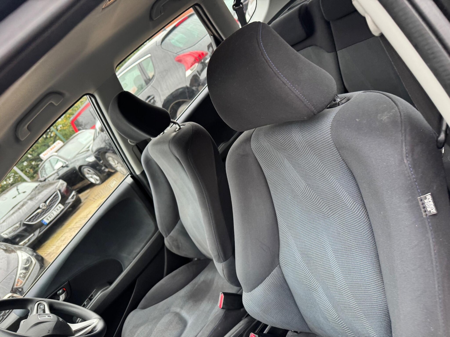 Used Honda Jazz 2009 for sale - 76992802: Photo 58