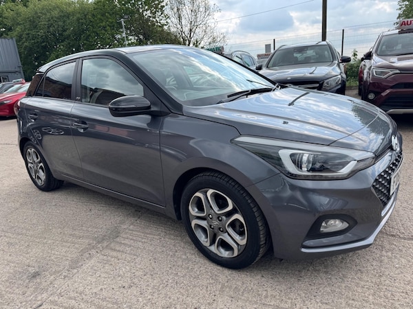 Used Hyundai i20 2019 for sale - 74585482: Photo 1