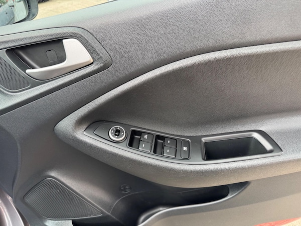 Used Hyundai i20 2019 for sale - 74585482: Photo 32