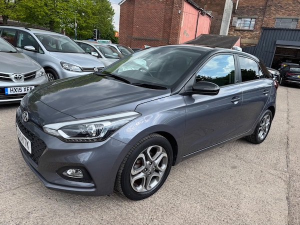 Used Hyundai i20 2019 for sale - 74585482: Photo 3