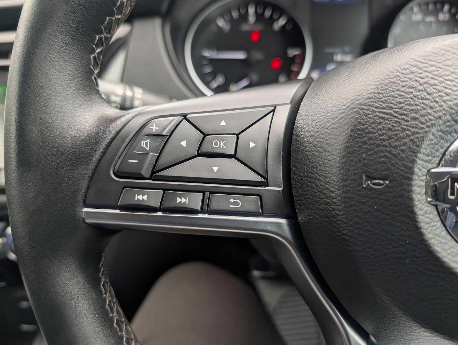 Used Nissan Qashqai 2020 for sale - 76042440: Photo 27