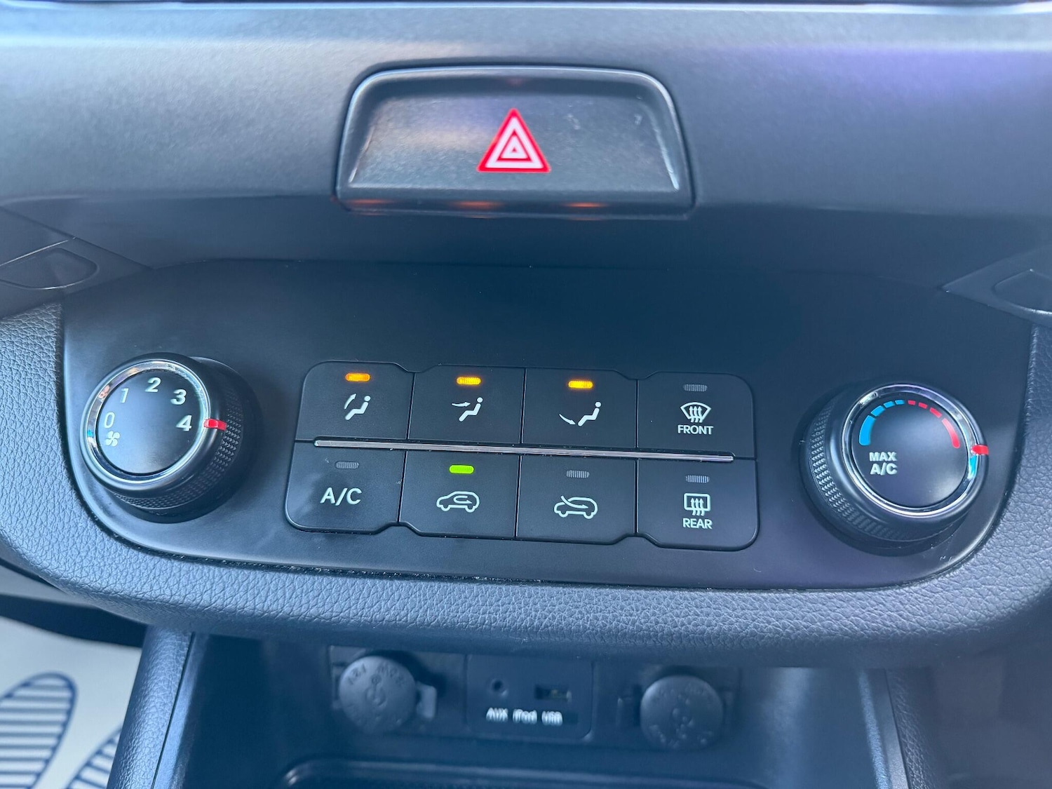 Used Kia Sportage 2012 for sale - 76632691: Photo 28