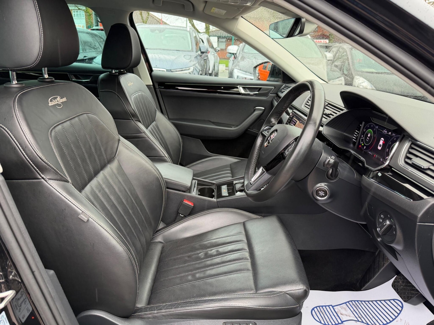 Used Skoda Superb 2020 for sale - 77174402: Photo 12