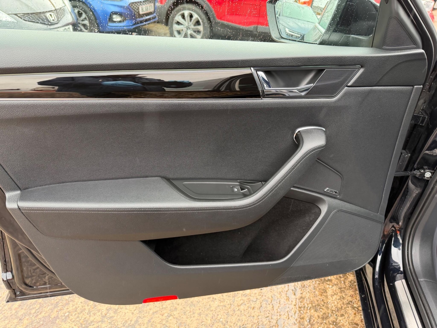 Used Skoda Superb 2020 for sale - 77174402: Photo 30