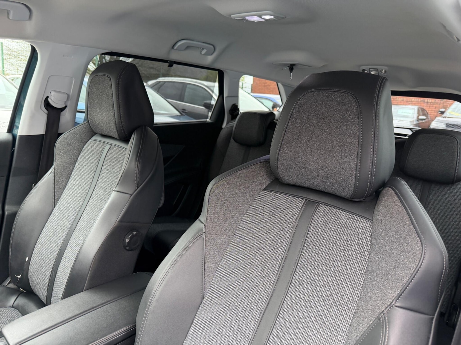 Used Peugeot 5008 2019 for sale - 78100343: Photo 35