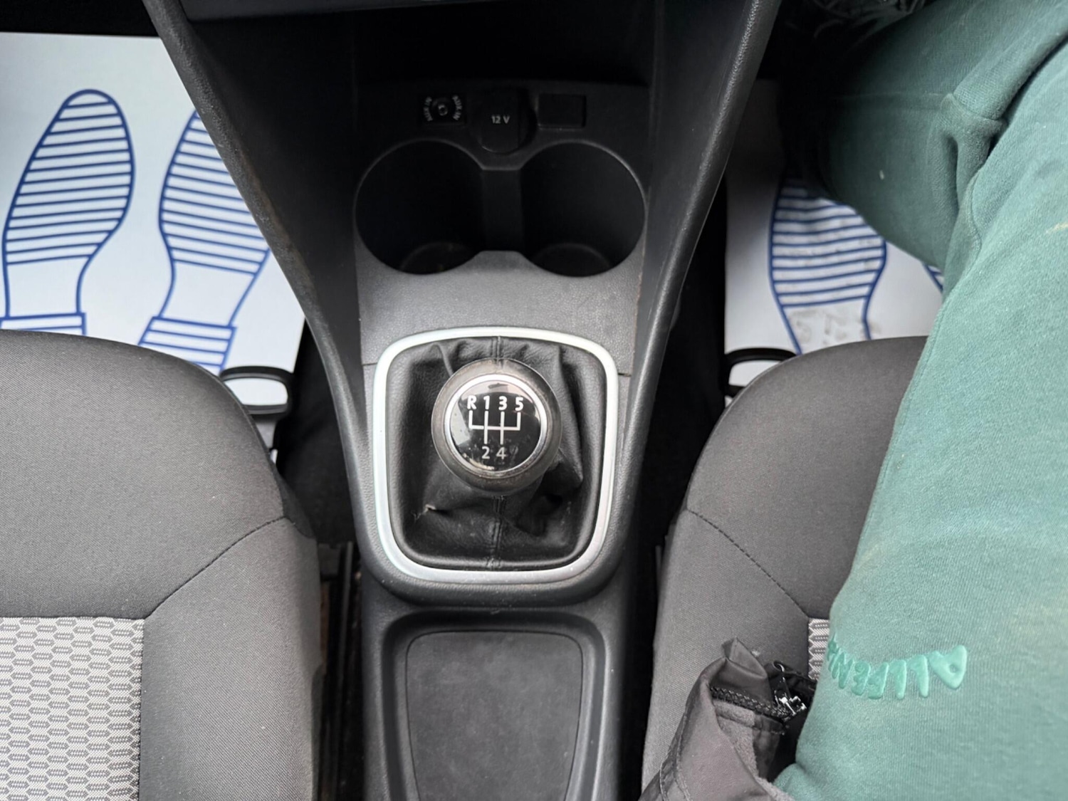 Used Volkswagen Polo 2012 for sale - 77082079: Photo 24