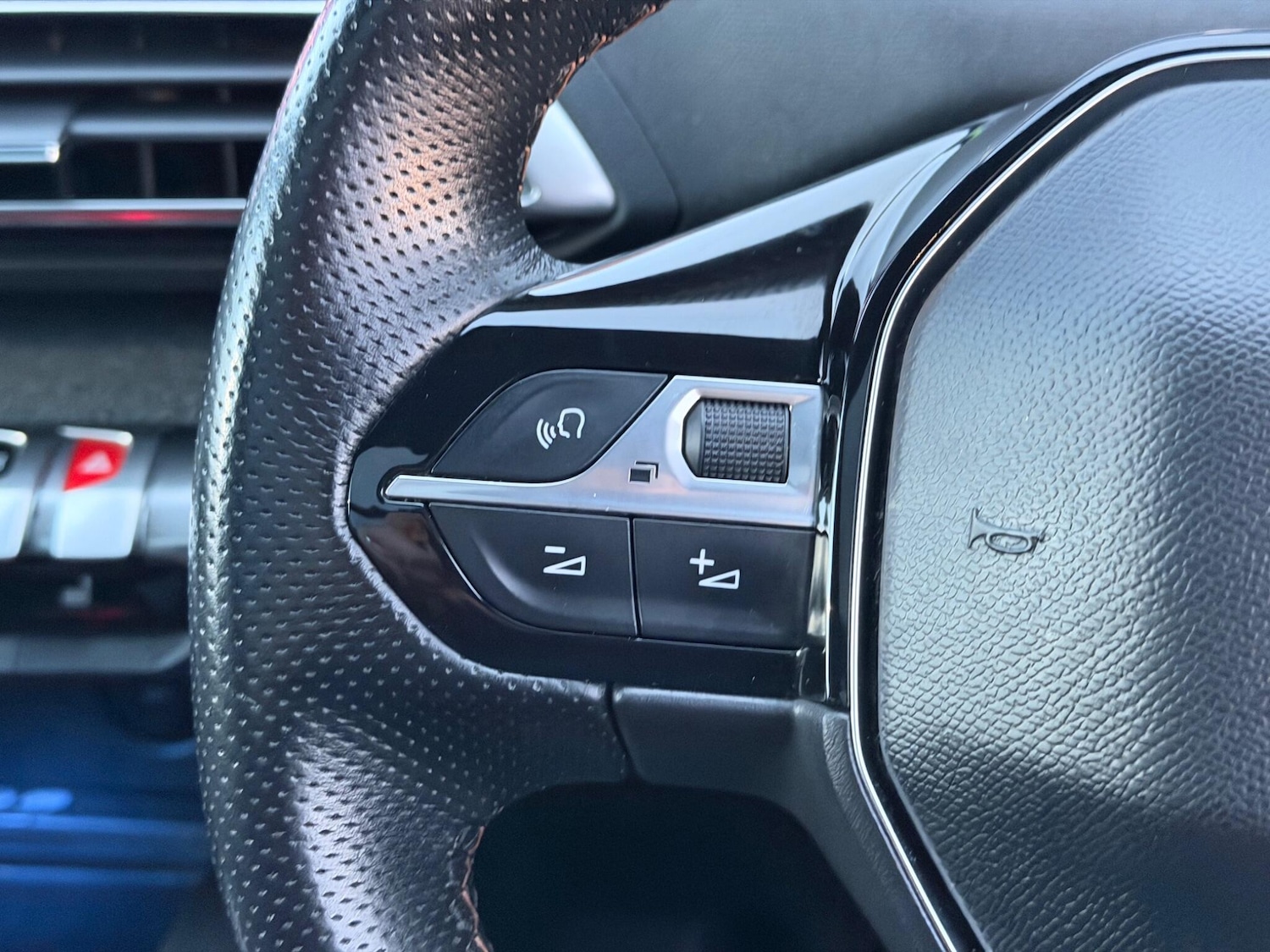 Used Peugeot 5008 2019 for sale - 77143766: Photo 42