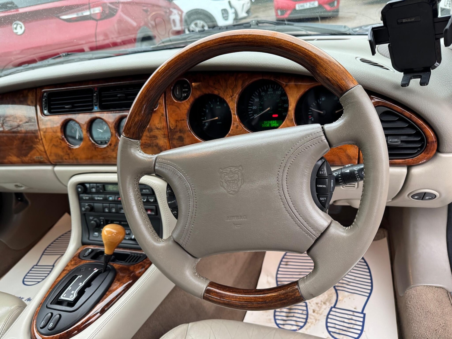 Used Jaguar XK8 1997 for sale - 76689832: Photo 17