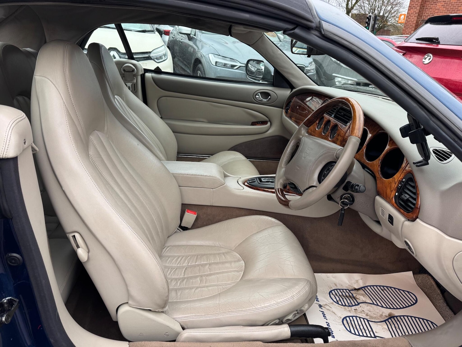 Used Jaguar XK8 1997 for sale - 76689832: Photo 7