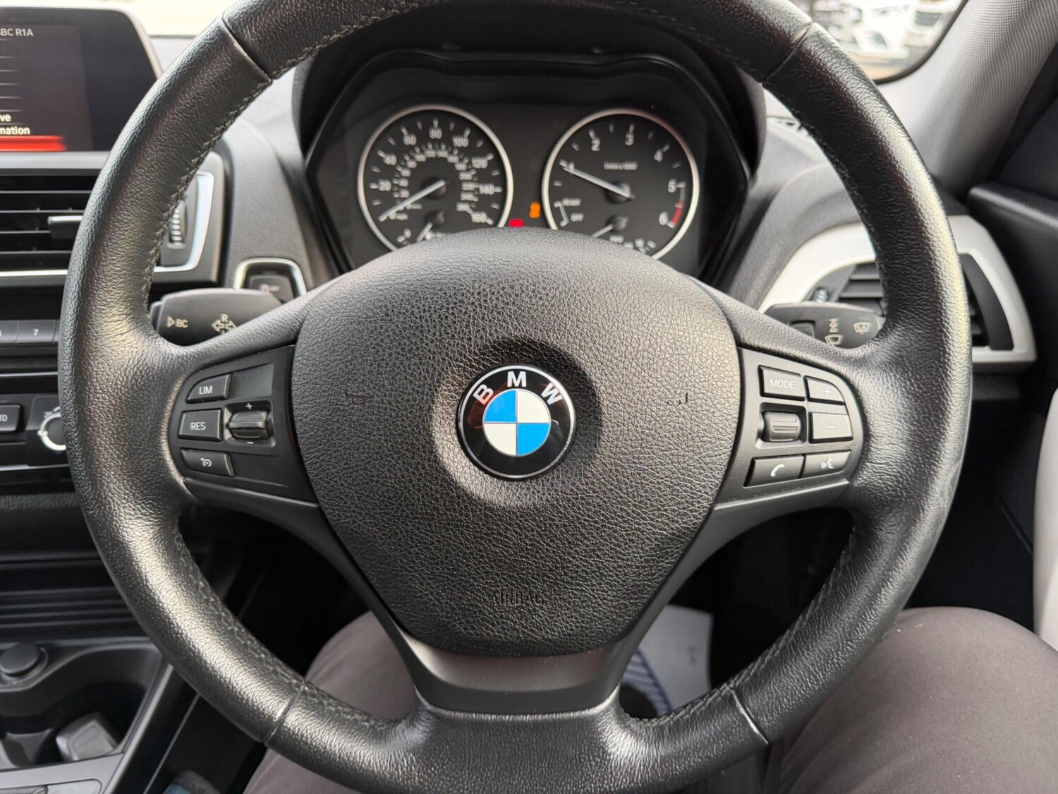 Used BMW 1 Series 2016 for sale - 77586228: Photo 32