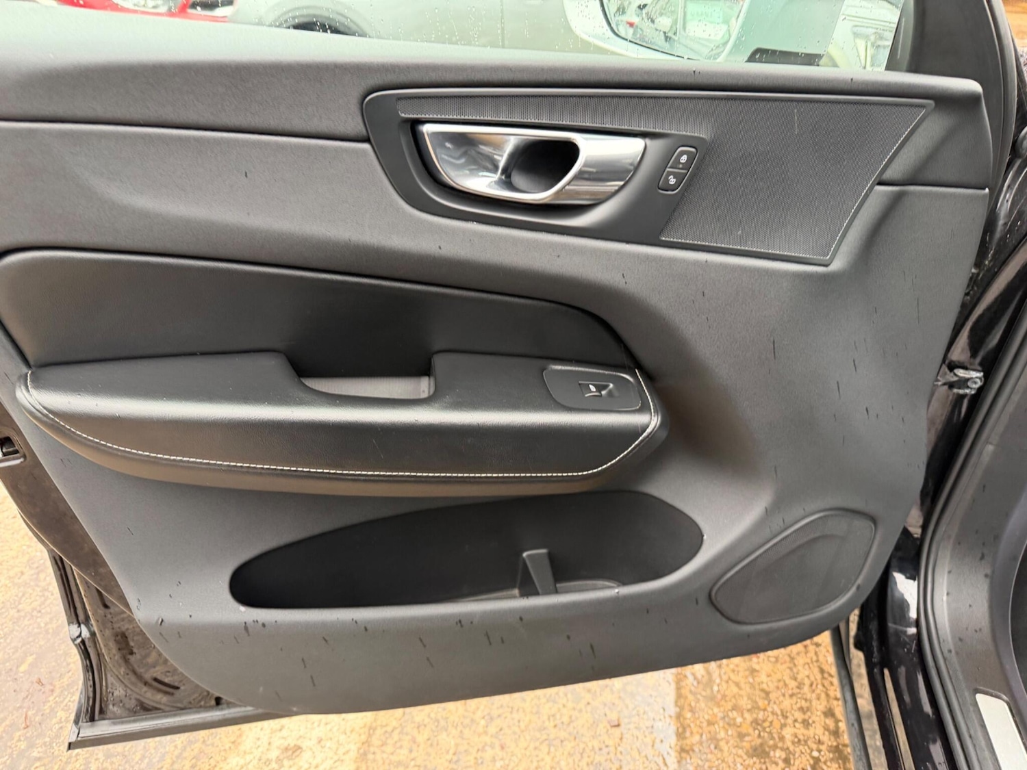 Used Volvo XC60 2018 for sale - 77143764: Photo 29