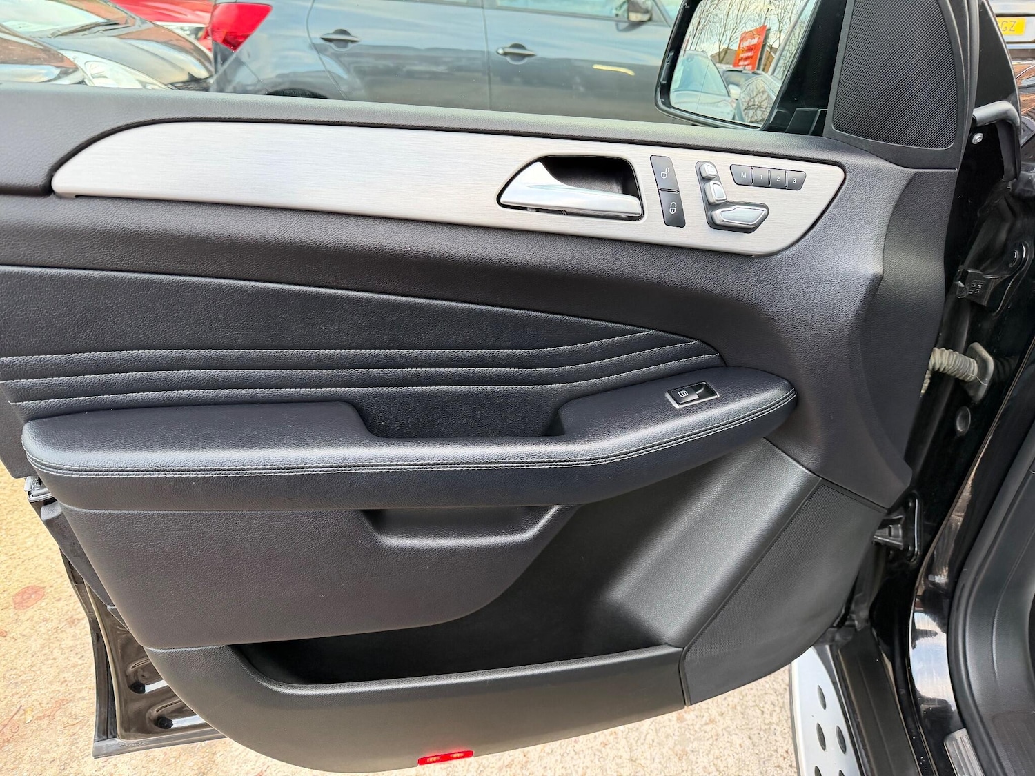 Used Mercedes-Benz GLE 2016 for sale - 76898551: Photo 41