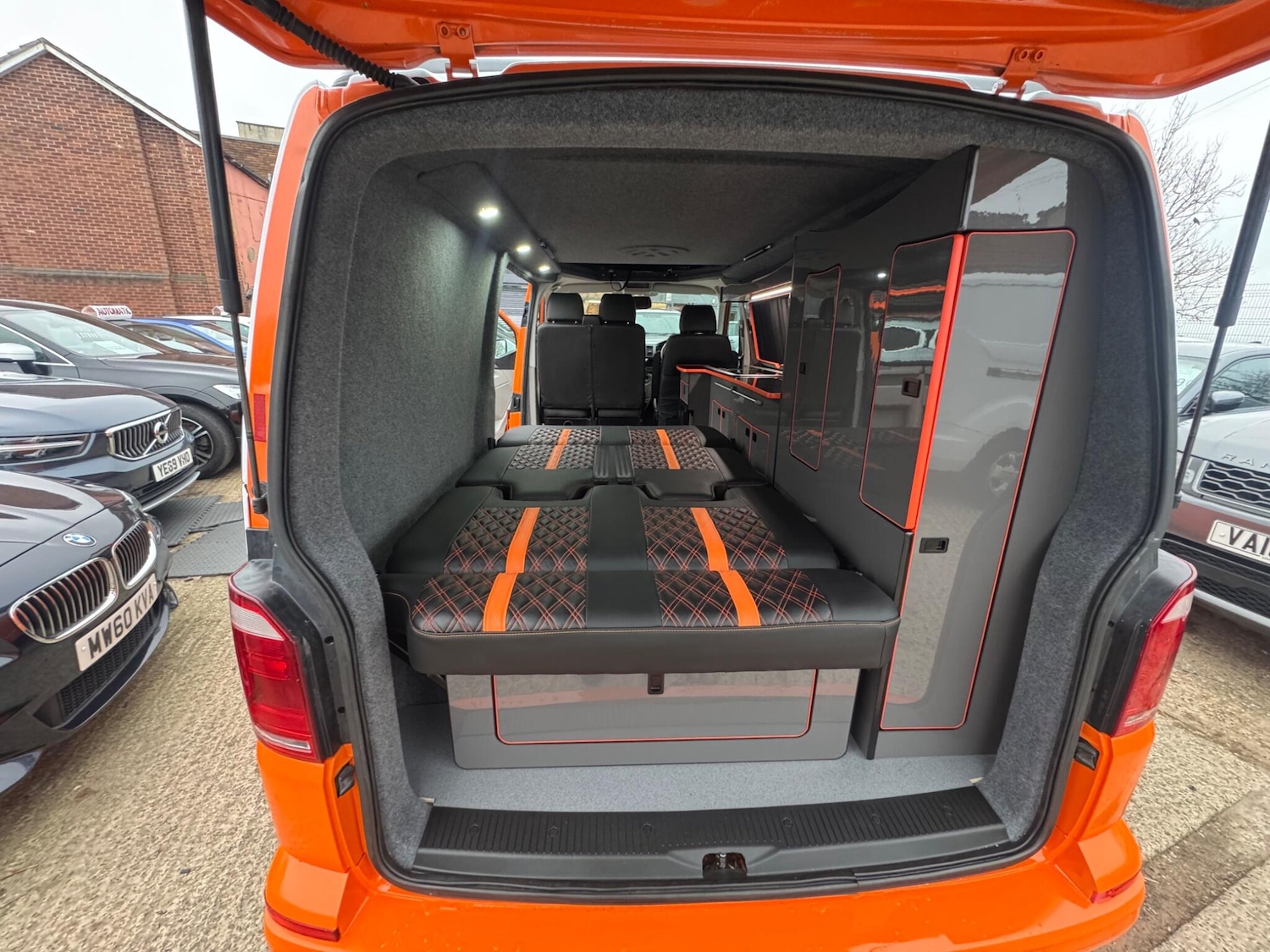 Used Volkswagen Transporter 2018 for sale - 77267349: Photo 12