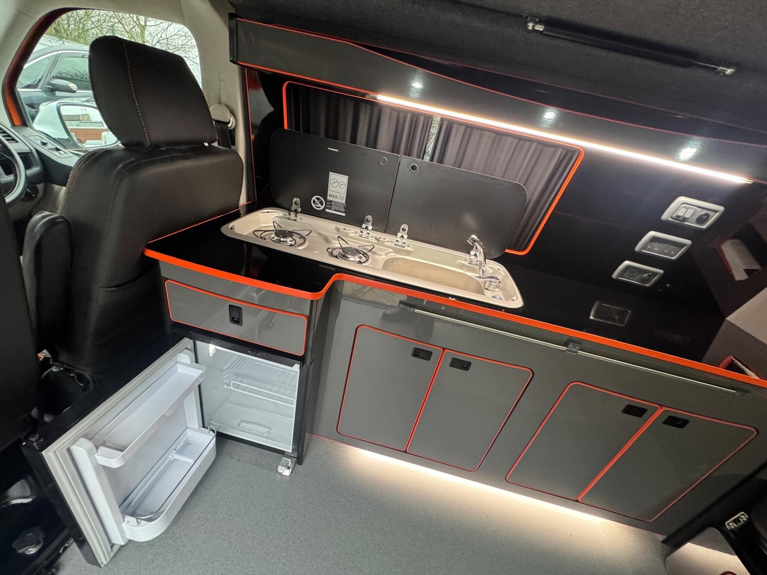 Used Volkswagen Transporter 2018 for sale - 77267349: Photo 14