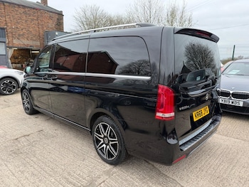 Used Mercedes-Benz V-Class 2018 for sale - 79230490: Photo