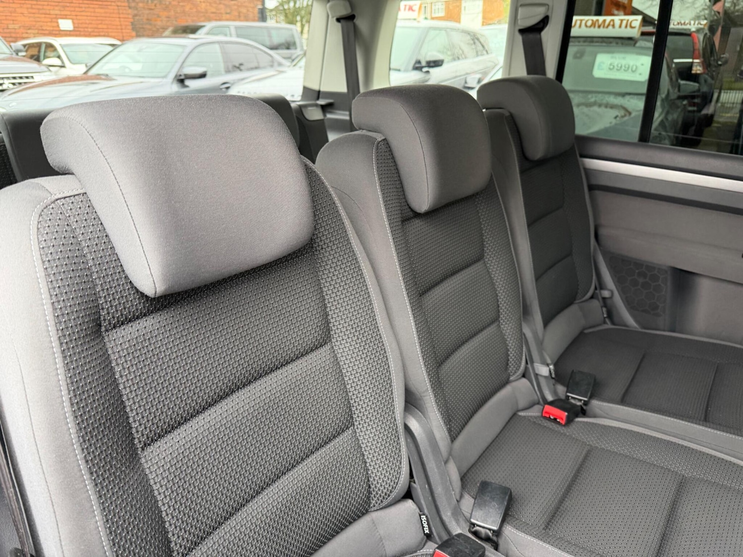 Used Volkswagen Touran 2013 for sale - 77376113: Photo 16